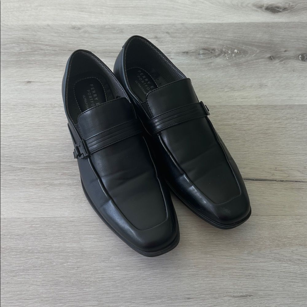 Perry Ellis Portfolio Ultrafoam Dalton 3 Shoes Black 9 EUC